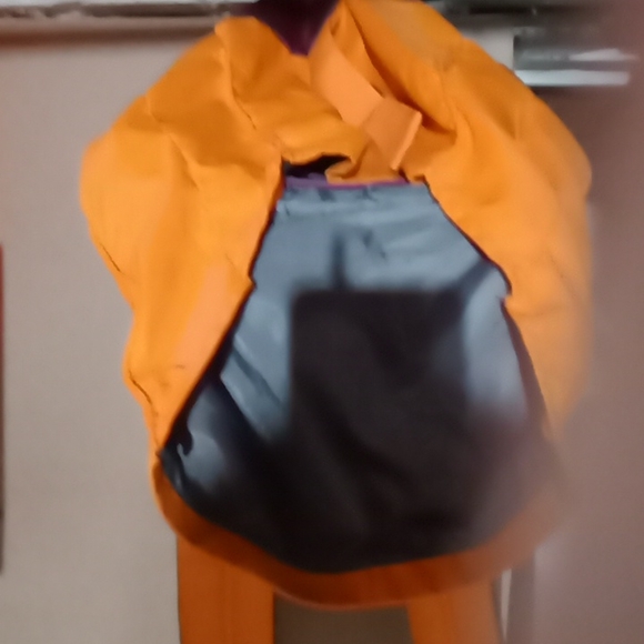 T h u l e custom backpack from Sweden - Picture 4 of 4